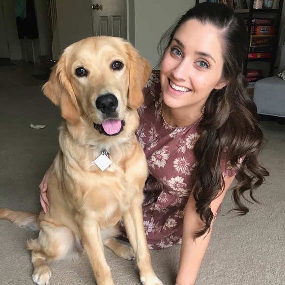 Meet your Posher, Kacie - Picture 3 of 3